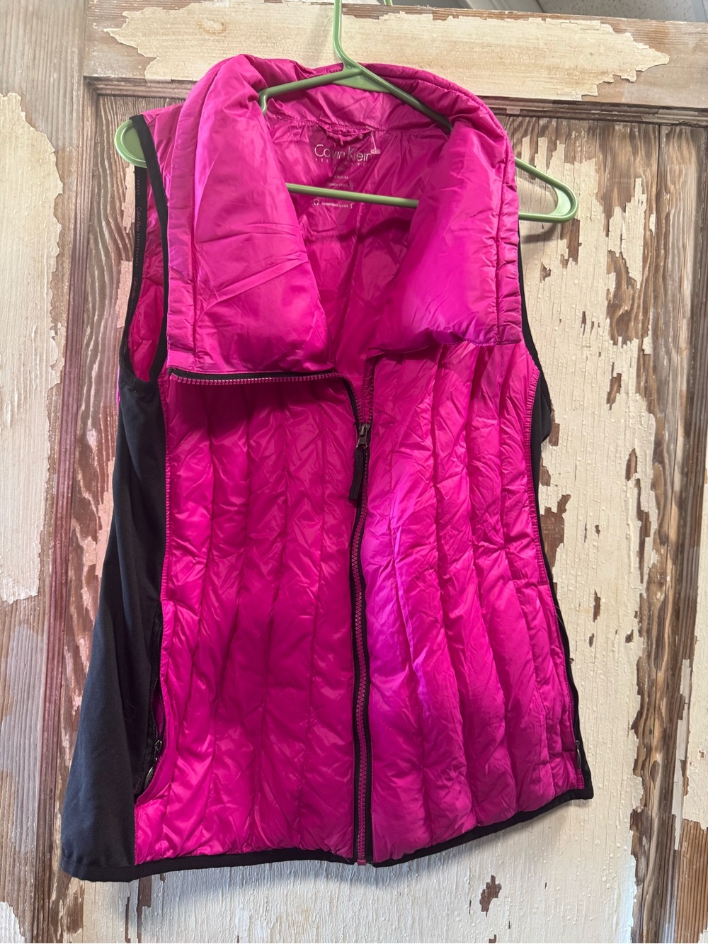 Calvin Klein performance down Vest - Hot Pink and black